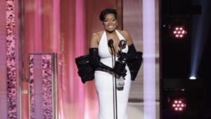 Read more about the article Fantasia Barrino’s Emotional Win: A Testament to Grace, Dignity, and Faith